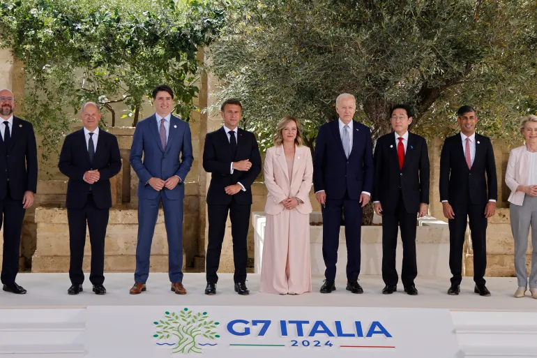 Group photo of G7 leaders at the annual summit