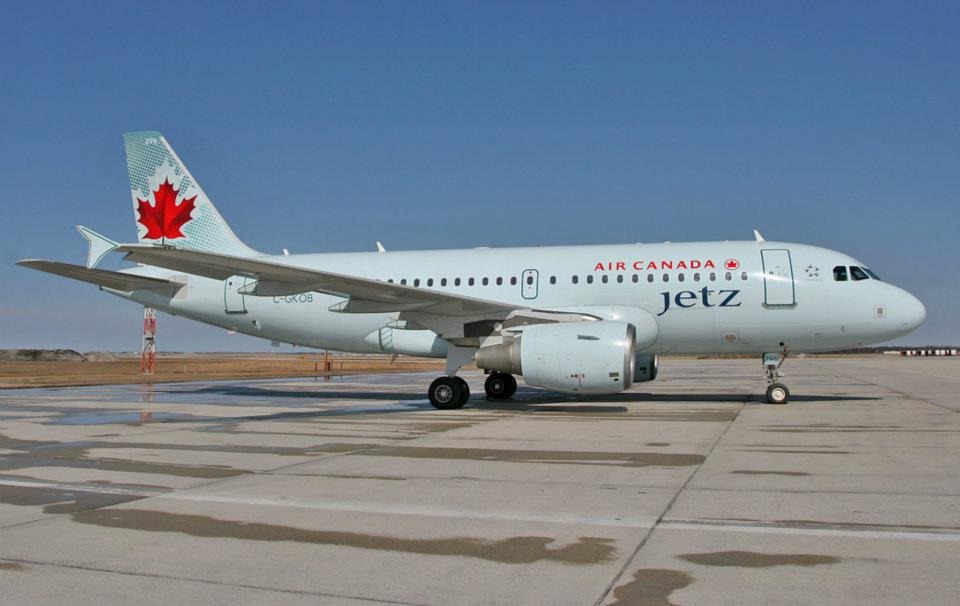 Pengalaman Penumpang di Air Canada Jetz