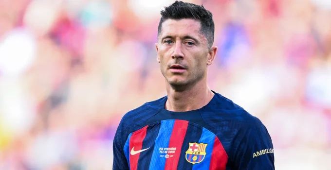 Robert Lewandowski: Bintang Sepak Bola yang Terus Bersinar di Puncak Karier