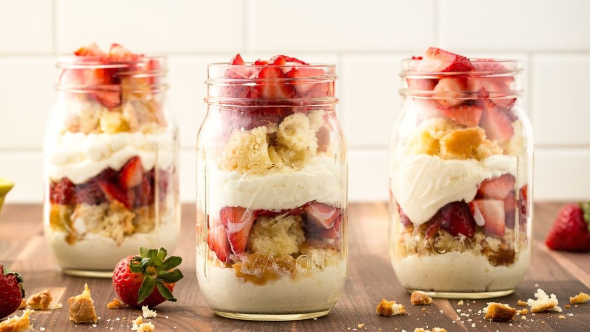 Variations on Shortcake in a Jar