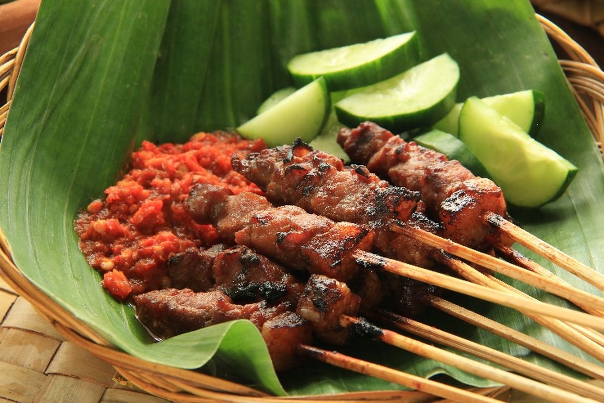 sate-plecing-keunikan-hidangan-khas-bali-yangselera