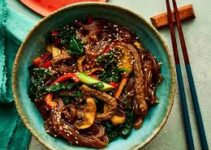 Japchae: Menggugah Selera dengan Hidangan Mi Kaca Khas Korea yang Lezat