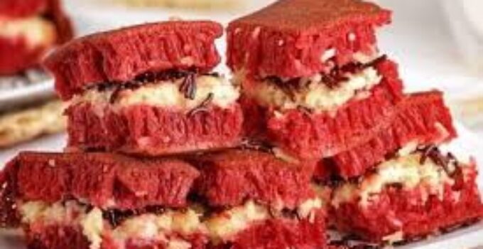 Martabak Red Velvet: Tren Kuliner Modern yang Menggugah Selera