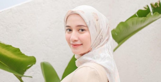 Mega Iskanti: Sosok Influencer Hijab yang Menginspirasi Dunia Modest Fashion Indonesia