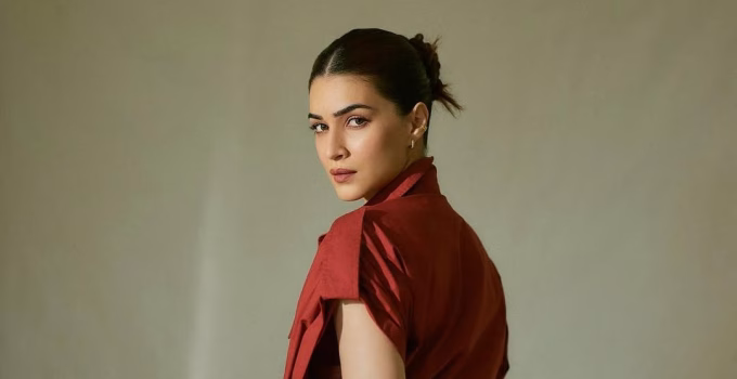 Kriti Sanon, Senyum Bollywood: Dari Debut Hingga Film-Film Ikonik