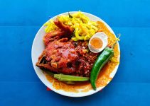 Nasi Kandar: Jejak Rasa Legendaris dari Penang yang Menggugah Selera Nusantara Nasi Kandar: Jejak Rasa Legendaris dari Penang yang Menggugah Selera Nusantara
