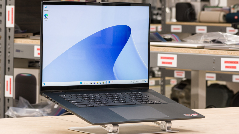 keunikan dari design Dell Inspiron