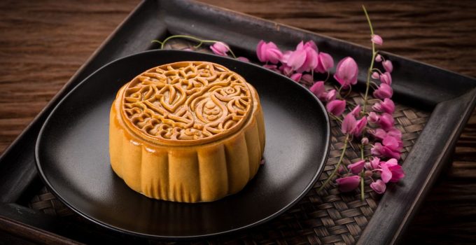 Kue Bulan: Tradisi Manis yang Menyatu dengan Kisah, Rasa, dan Kebersamaan