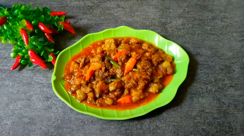 Balado Tetelan Sapi Pedas