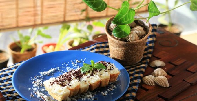 Kue Pancong Coklat, Perpaduan Cita Rasa Tradisional dan Sentuhan Modern yang Sulit Dilupakan